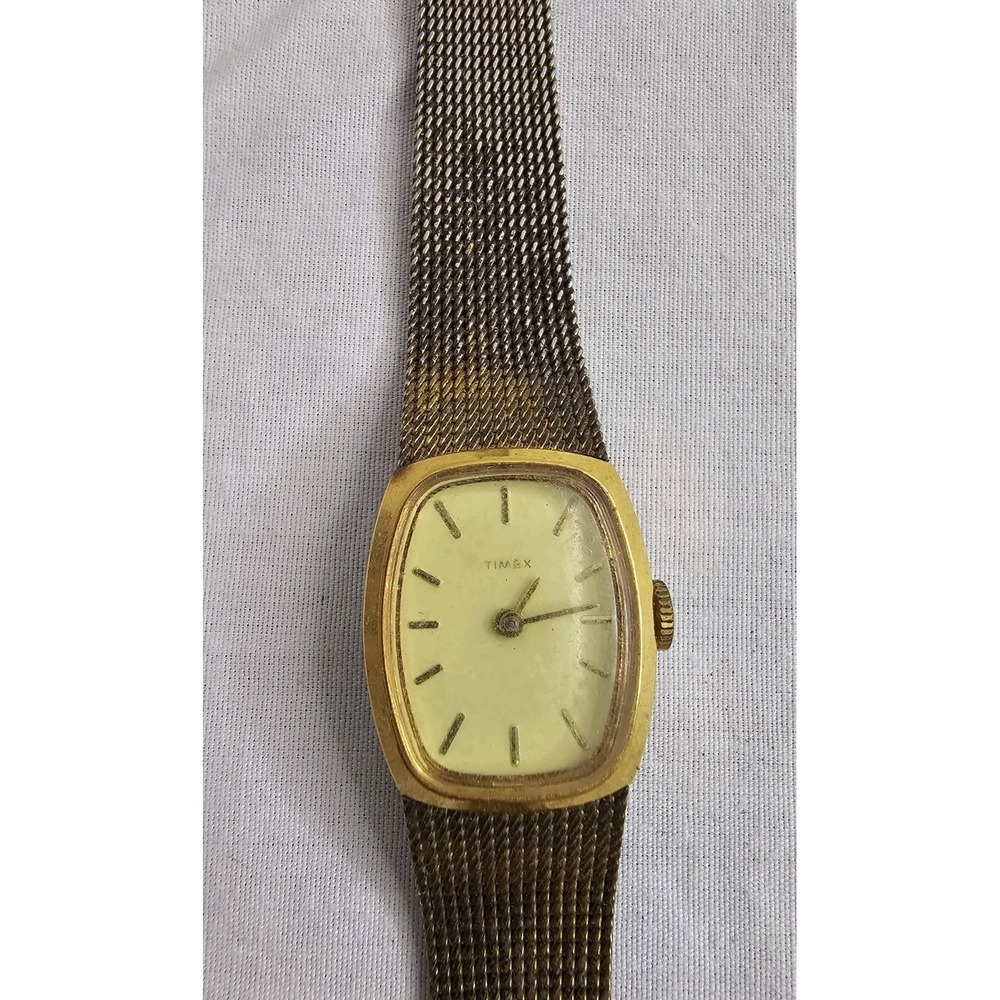 VTG Timex Self Winding Gold Tone Women's Quartz Analog Watch For Parts Repai